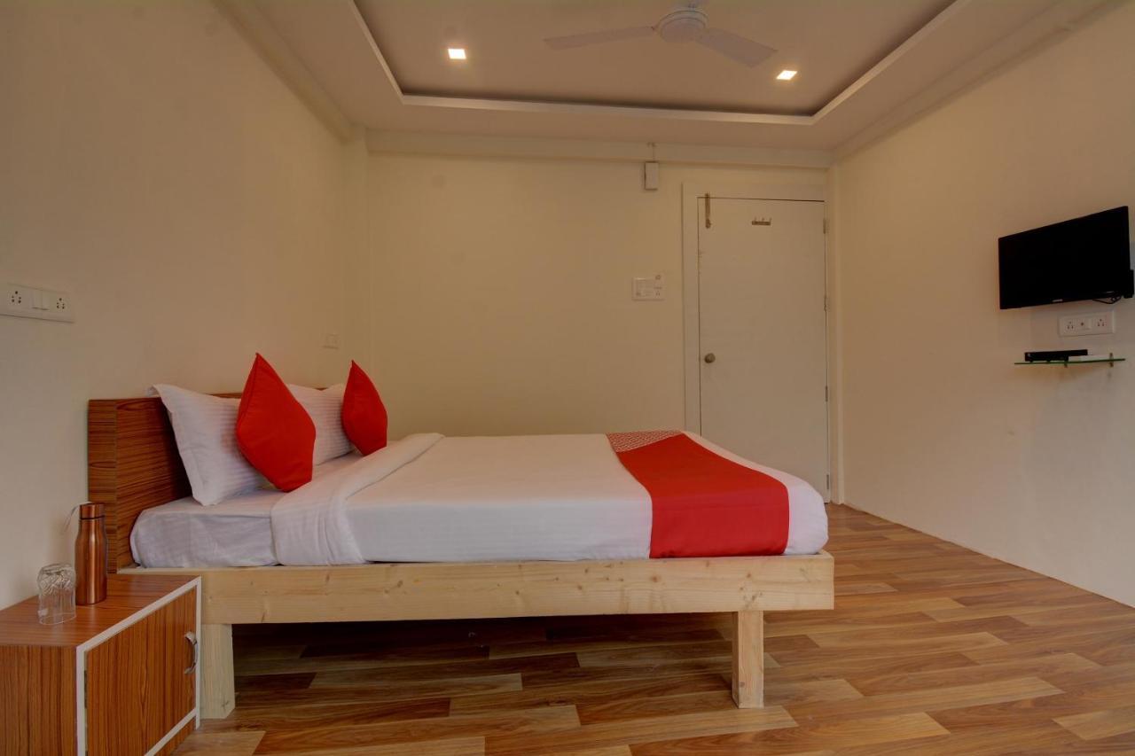Oyo Flagship 47178 Pakko Inn Pune Dış mekan fotoğraf